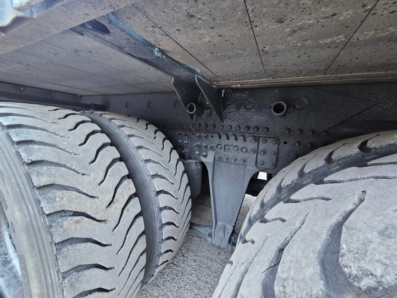 Volvo Fh 12 D13 6x4 PENZ 10000, снимка 16 - Камиони - 52630964