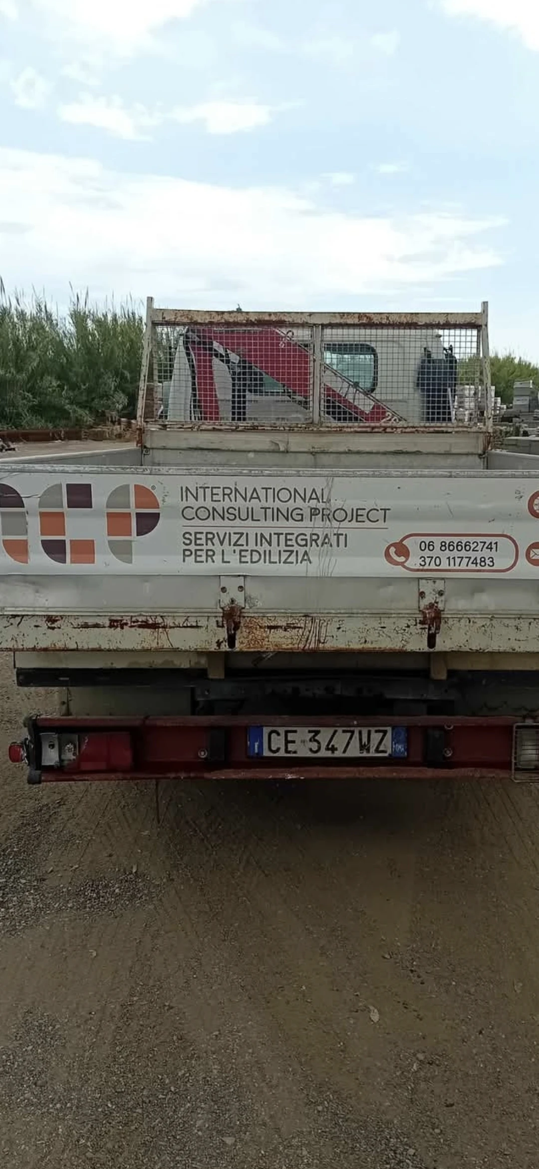 Isuzu Npr 3.0D САМОСВАЛ ТРИСТРАНЕН И КРАН - изображение 4