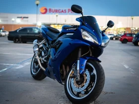 ������ Yamaha YZF-R1