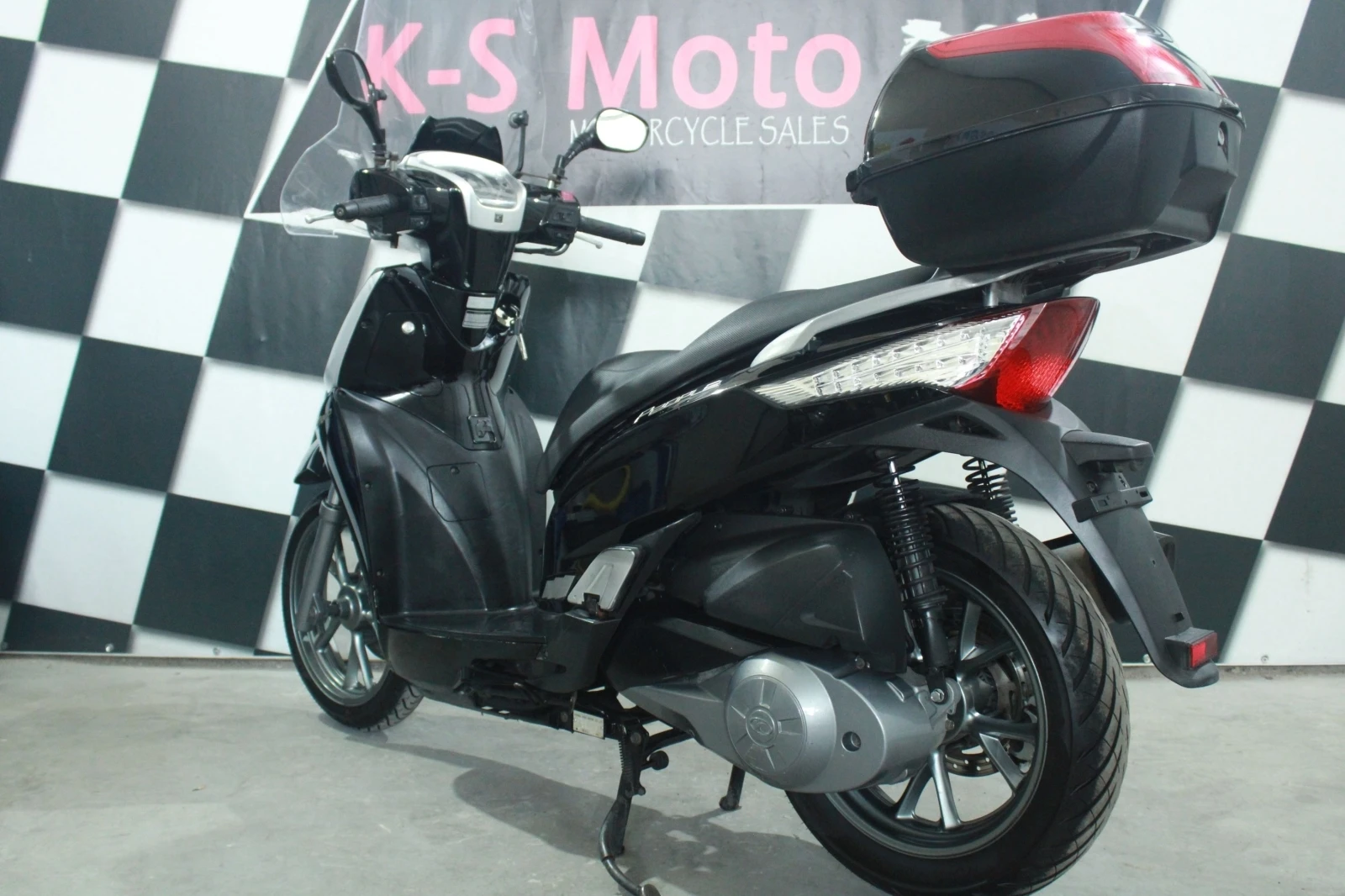 Kymco People 300i ABS 2015г. - изображение 2