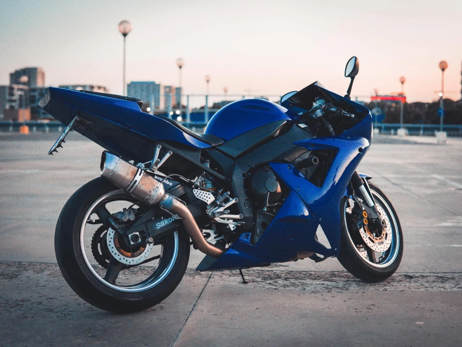 Yamaha YZF-R1 R1 1000 Инжекция, снимка 2 - Мотоциклети и мототехника - 54630230