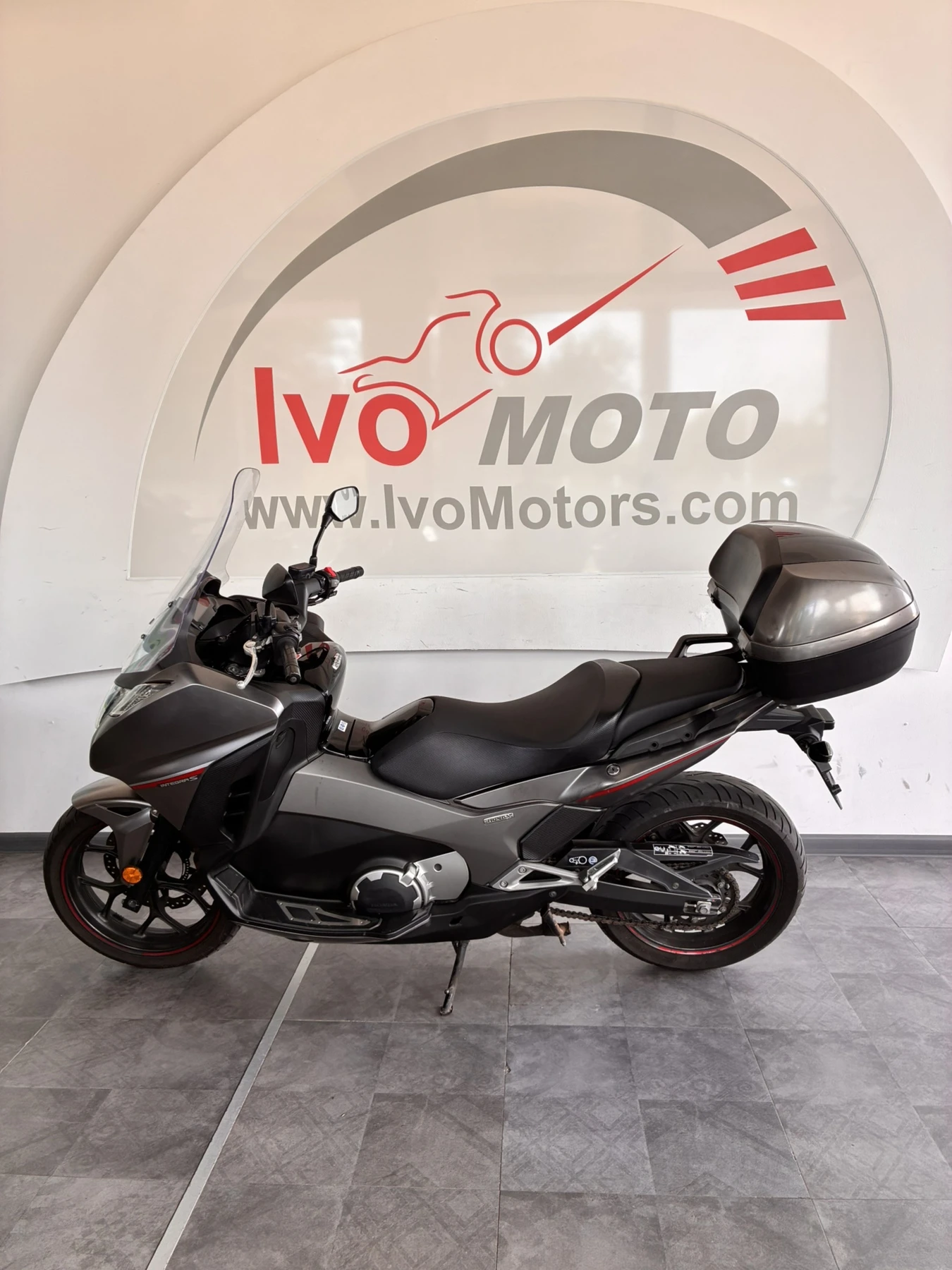 Honda Integra 750, снимка 2 - Мотоциклети и мототехника - 55132971
