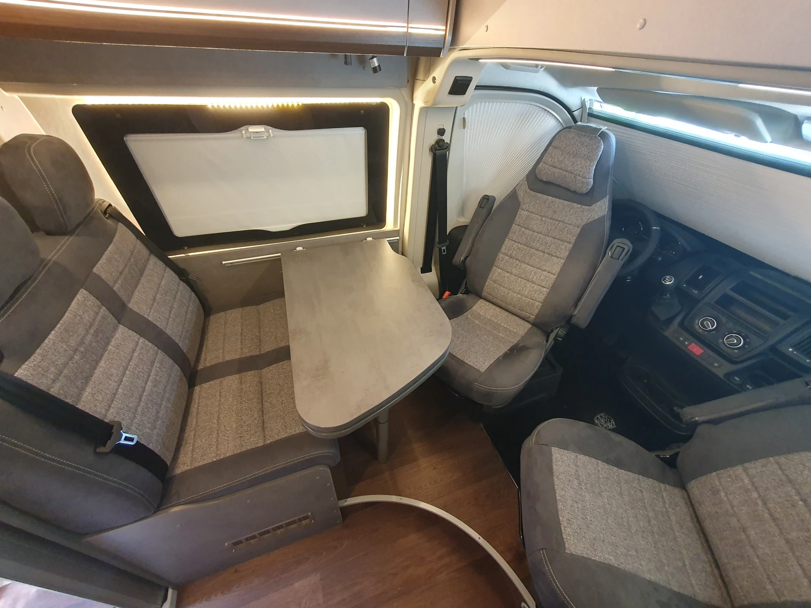 Кемпер Possl Summit Shine 600R Plus* Тента* ALU* Солар* Теглич* - изображение 6