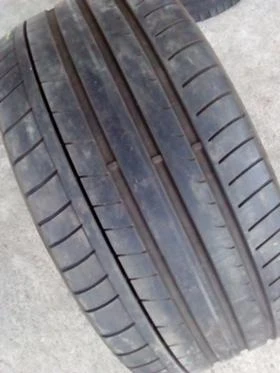 Гуми Летни 255/35R19, снимка 2