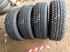 Гуми Зимни 215/65R17, снимка 5