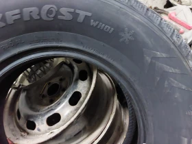 Гуми Всесезонни 245/70R16, снимка 8