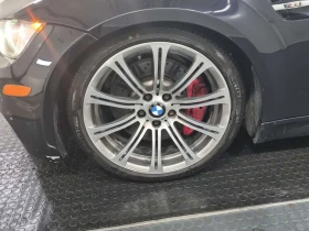 BMW M3 * CARFAX * РЪЧНИ СКОРОСТИ * ПОДГРЕВ, снимка 6