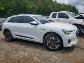 Audi E-Tron Premium Plus, снимка 4