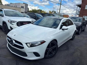 Mercedes-Benz A 250 CARFAX * NAV, снимка 1