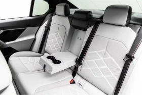 BMW i5 M60* xDrive* H&K* M Sport Pro* Pano - 58898 € / 115194.48 лв. - 13367984 7