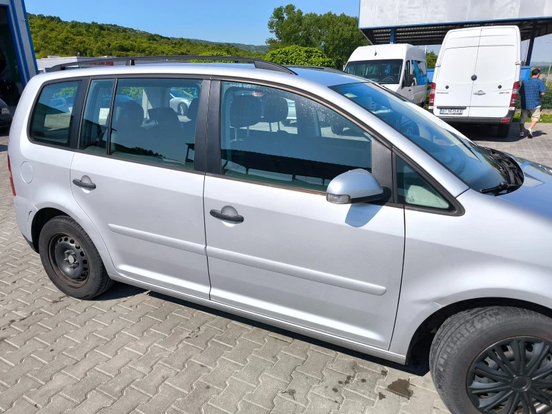 VW Touran 1.9 TDI, 90 КС, 6 скорости, снимка 3 - Автомобили и джипове - 47063794