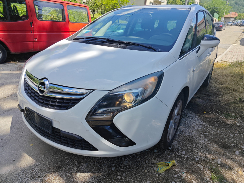 Opel Zafira 1.6 бензин метан 150к.с , снимка 1 - Автомобили и джипове - 46406765