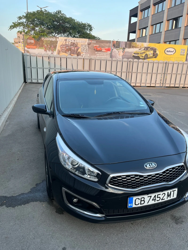 Kia Ceed, снимка 2 - Автомобили и джипове - 47732808