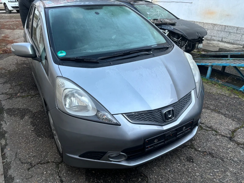 Honda Jazz 1.4i, снимка 1 - Автомобили и джипове - 48406637