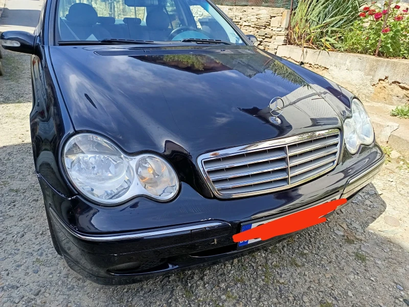 Mercedes-Benz C 220, снимка 1 - Автомобили и джипове - 48461599