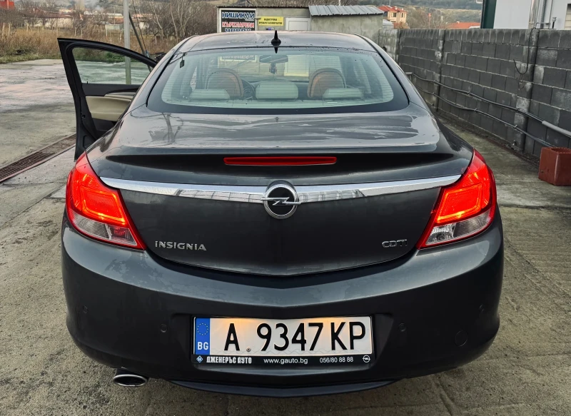 Opel Insignia, снимка 7 - Автомобили и джипове - 48502578