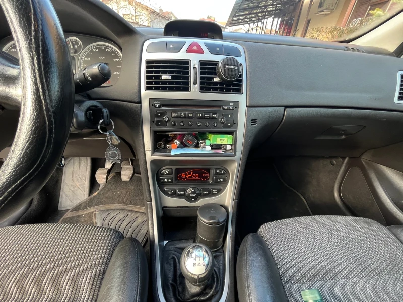 Peugeot 307, снимка 7 - Автомобили и джипове - 48786022