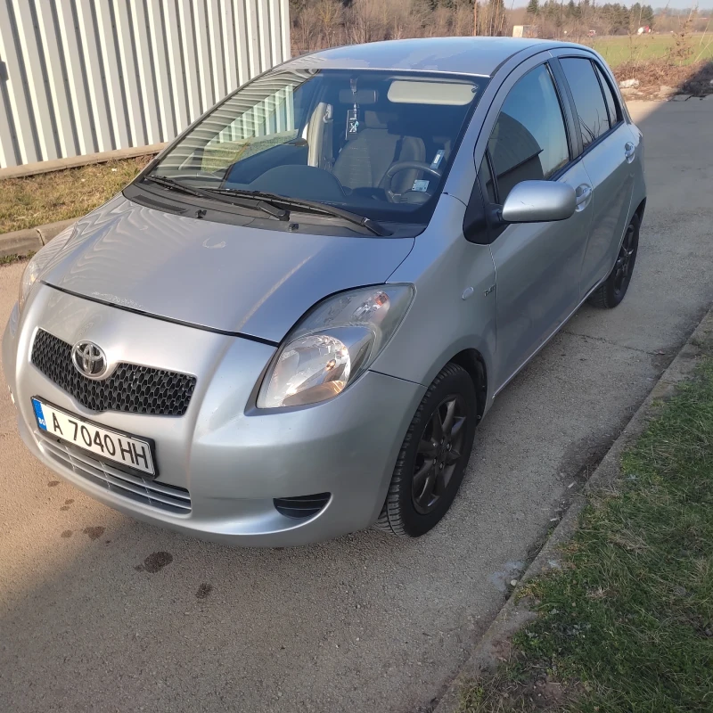 Toyota Yaris, снимка 2 - Автомобили и джипове - 49152702