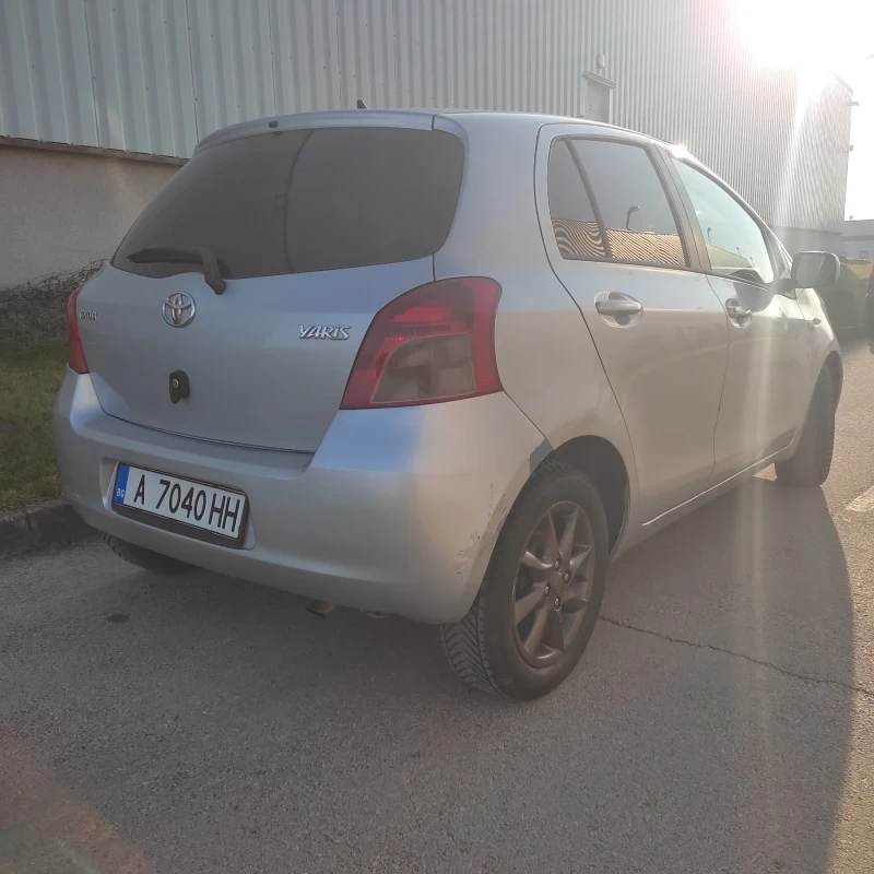 Toyota Yaris, снимка 7 - Автомобили и джипове - 49152702