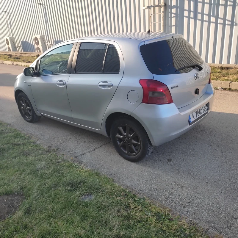 Toyota Yaris, снимка 5 - Автомобили и джипове - 49152702