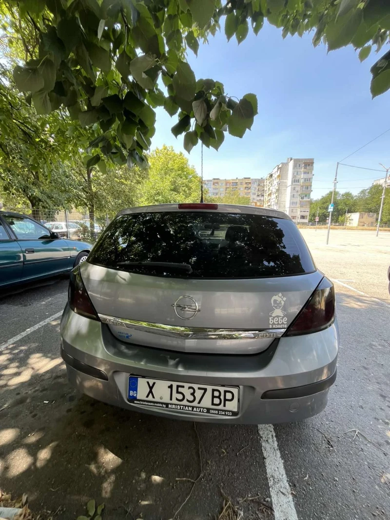 Opel Astra, снимка 16 - Автомобили и джипове - 52702260