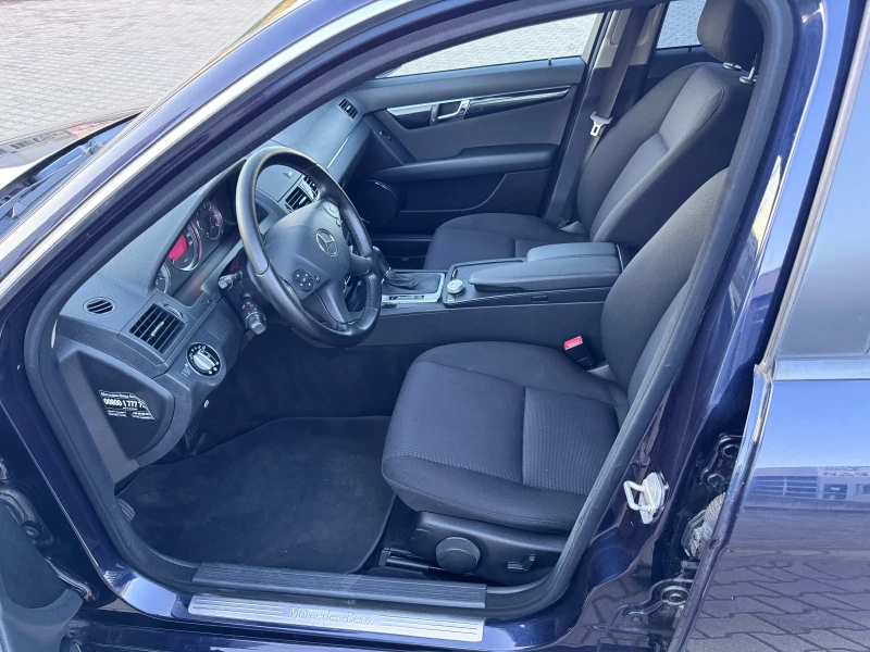 Mercedes-Benz 230 2.5/V6, снимка 11 - Автомобили и джипове - 51780463