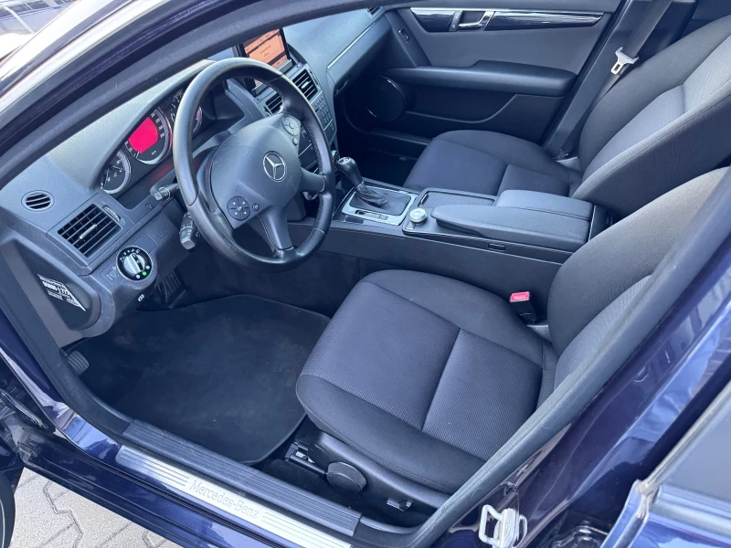 Mercedes-Benz 230 2.5/V6, снимка 10 - Автомобили и джипове - 51780463