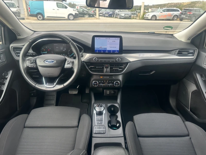 Ford Focus 1.5TDCi Titanium AUTOMATIC, снимка 8 - Автомобили и джипове - 51913753