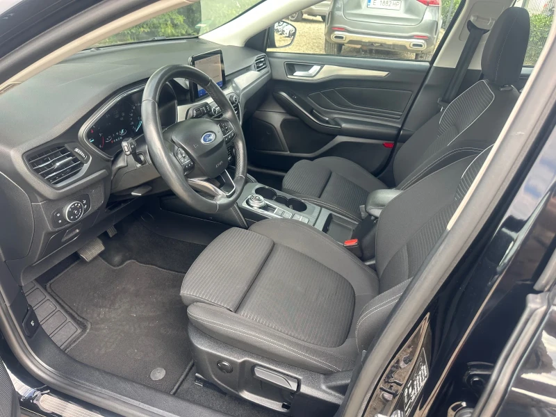 Ford Focus 1.5TDCi Titanium AUTOMATIC, снимка 6 - Автомобили и джипове - 51913753