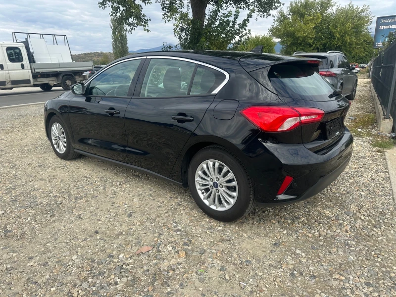 Ford Focus 1.5TDCi Titanium AUTOMATIC, снимка 4 - Автомобили и джипове - 51913753