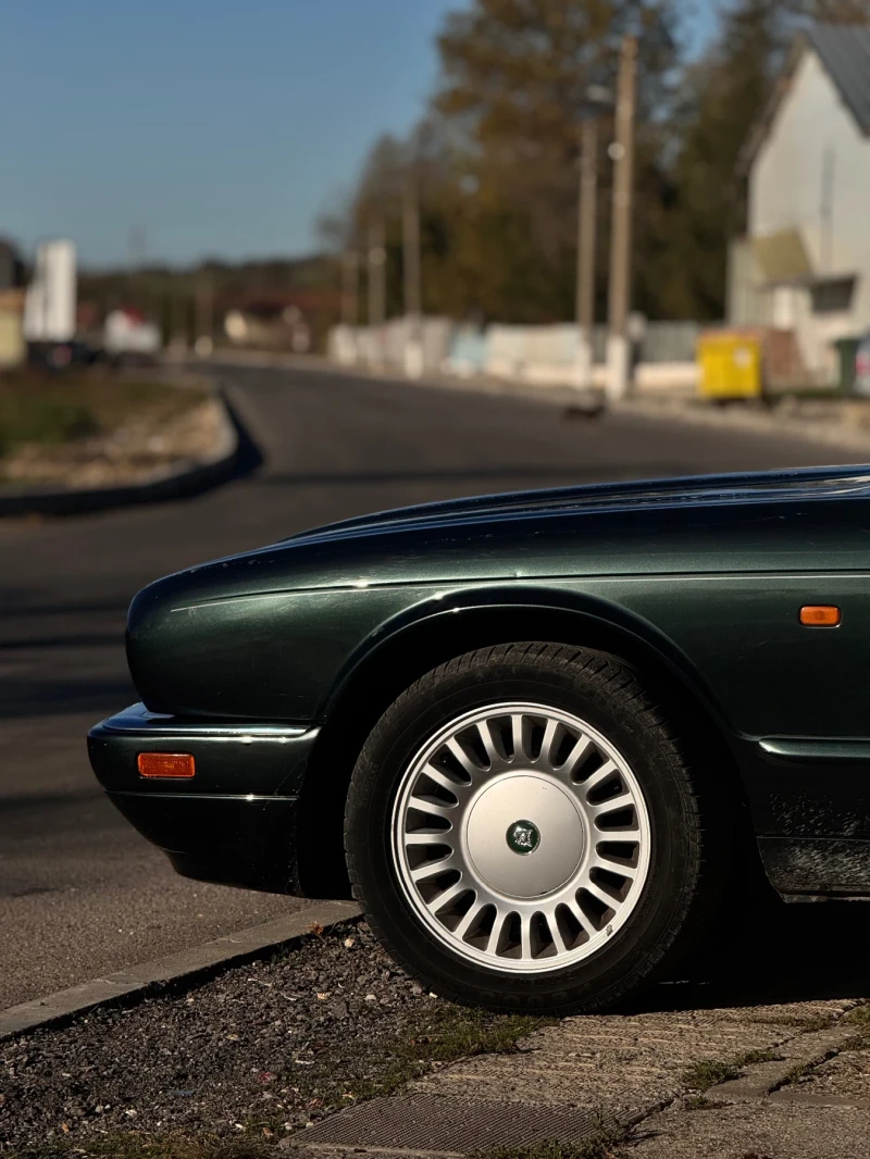 Jaguar Xj, снимка 2 - Автомобили и джипове - 52248687