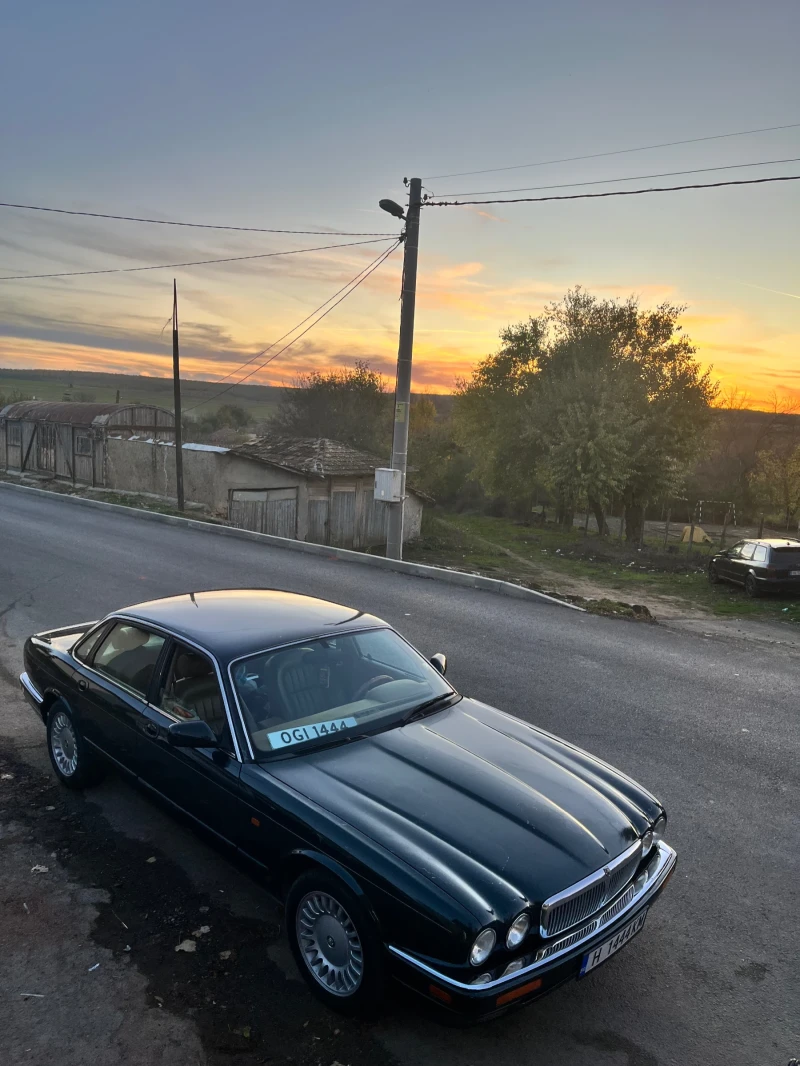 Jaguar Xj, снимка 3 - Автомобили и джипове - 52248687