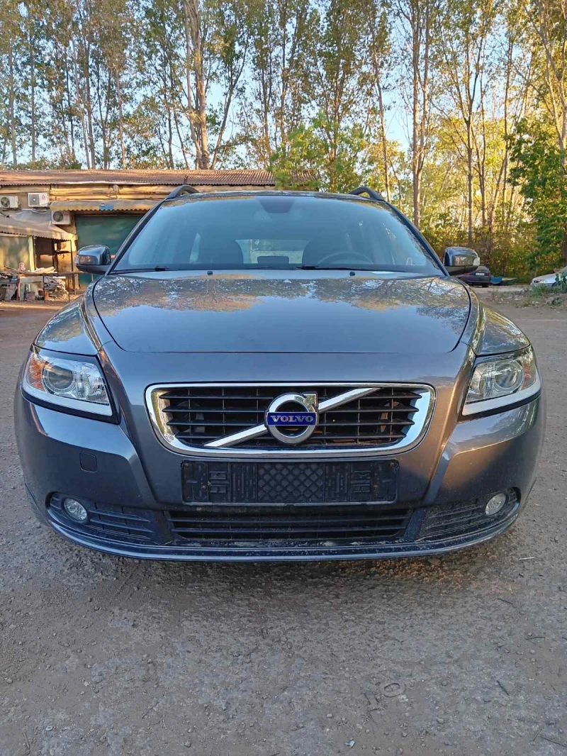 Volvo V50, снимка 4 - Автомобили и джипове - 52310463