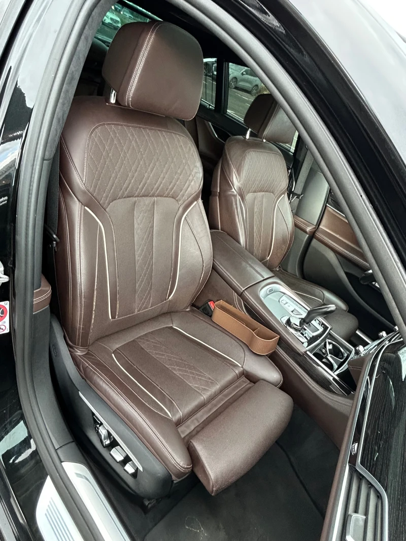 BMW 740 СМЕНЕНИ ВЕРИГИ / LASER / M Sport , снимка 9 - Автомобили и джипове - 52487594