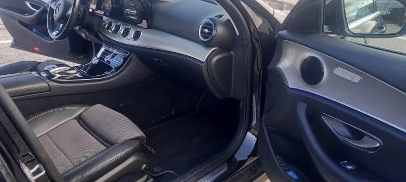 Mercedes-Benz E 350 AMG пакет, снимка 6 - Автомобили и джипове - 52505884