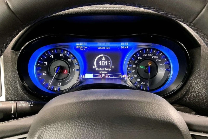 Chrysler 300c * Touring L * CARFAX * ФИКСИРАНА ЦЕНА, снимка 11 - Автомобили и джипове - 53452825