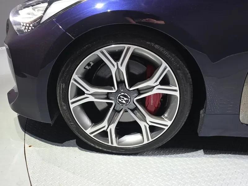 Kia Stinger 3.3 Turbo Awd Masters, снимка 5 - Автомобили и джипове - 55784201