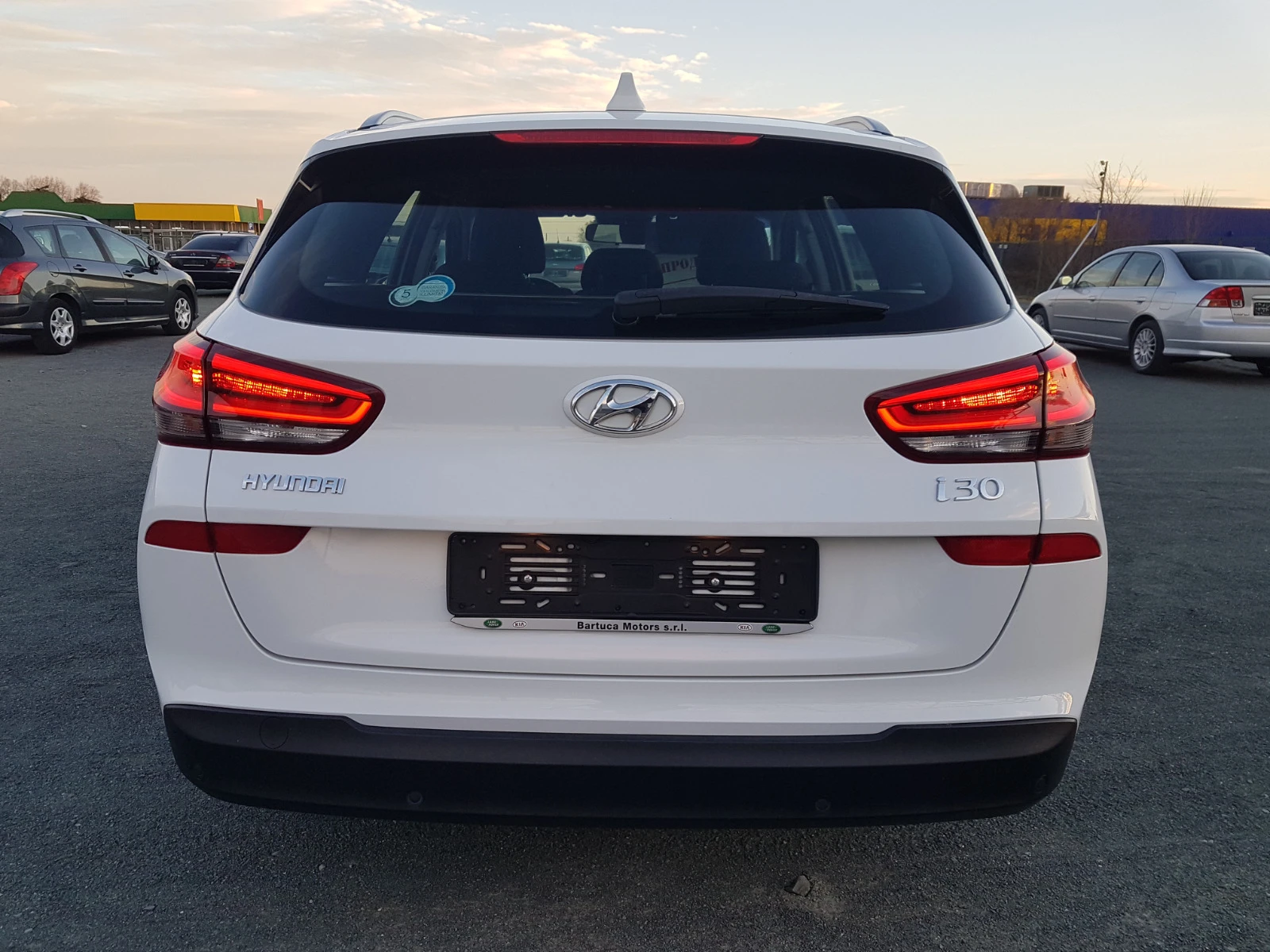 Hyundai I30 1, 6CRDI136ksAVTOMATIKNAVILEDKAMERAEU6 - изображение 4