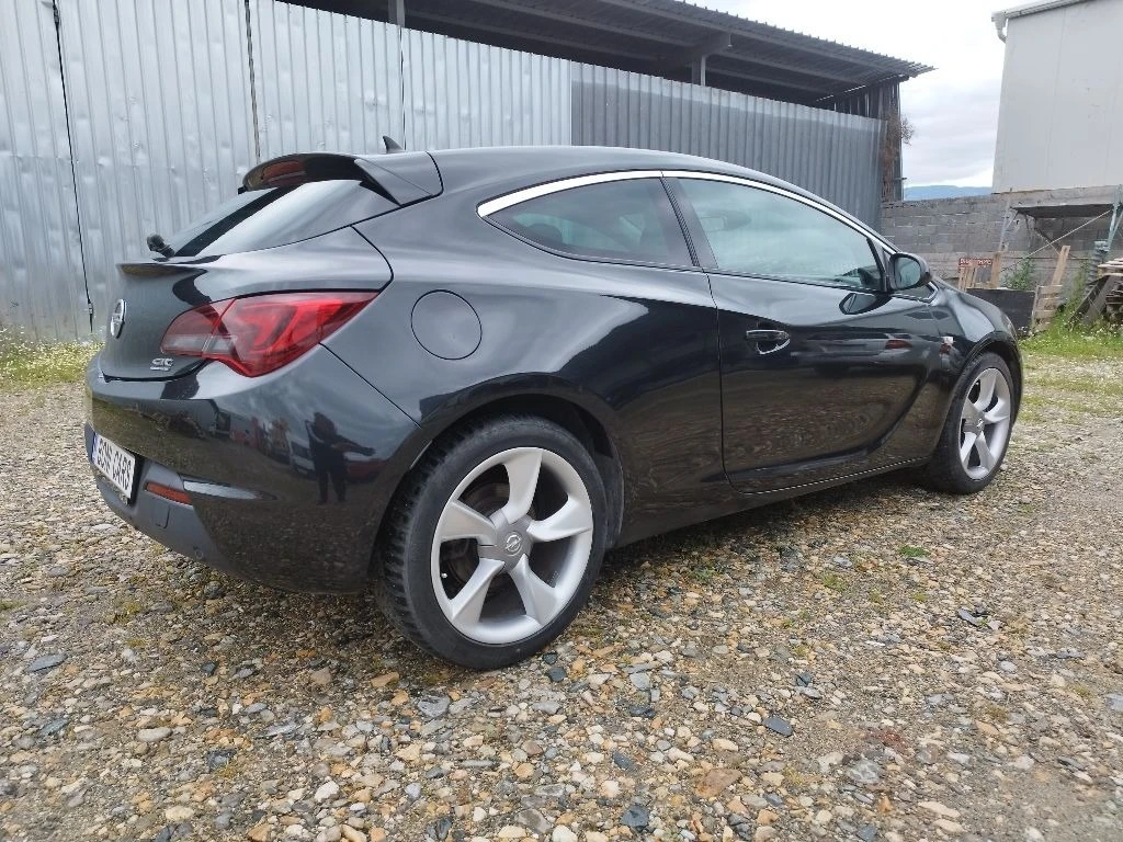 Opel Astra GTC 1.6 BENZIN/GAZ - изображение 5