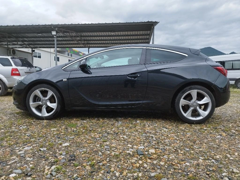 Opel Astra GTC 1.6 BENZIN/GAZ - изображение 8