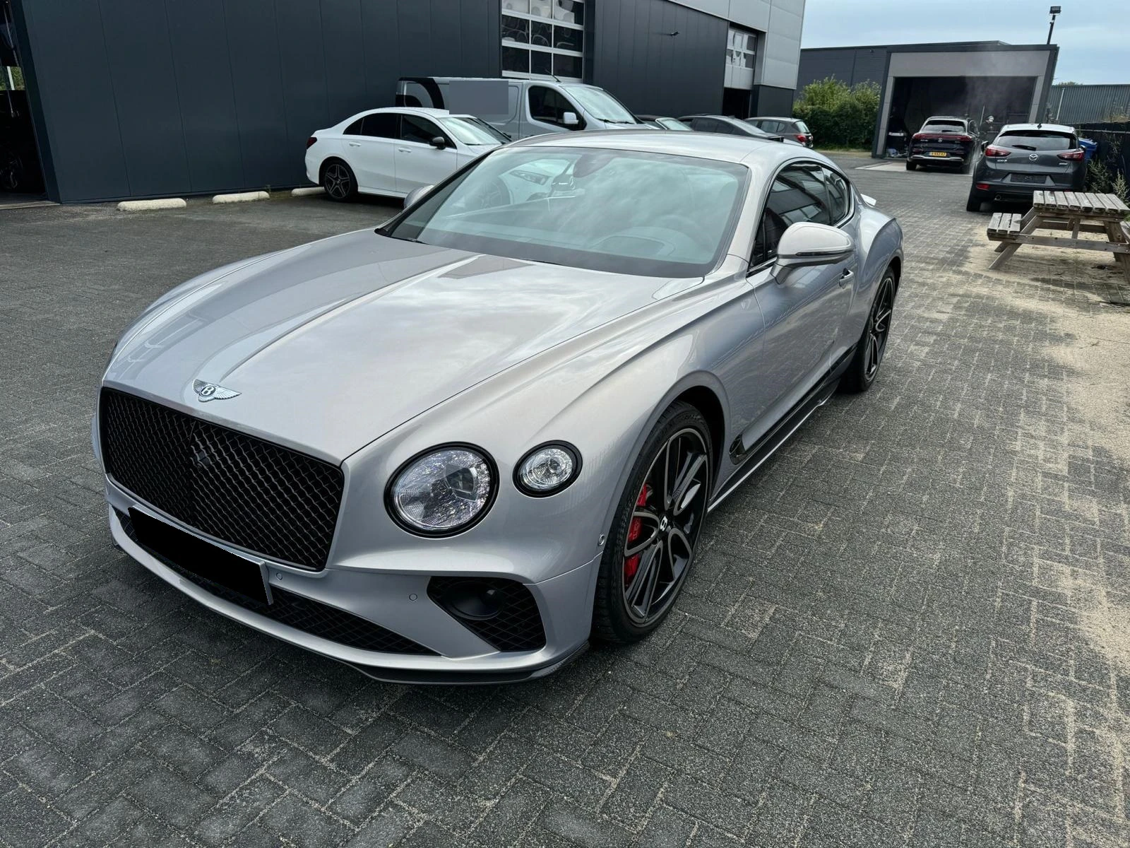 Bentley Continental gt 6.0 W12 Carbon Black Edition  - изображение 2