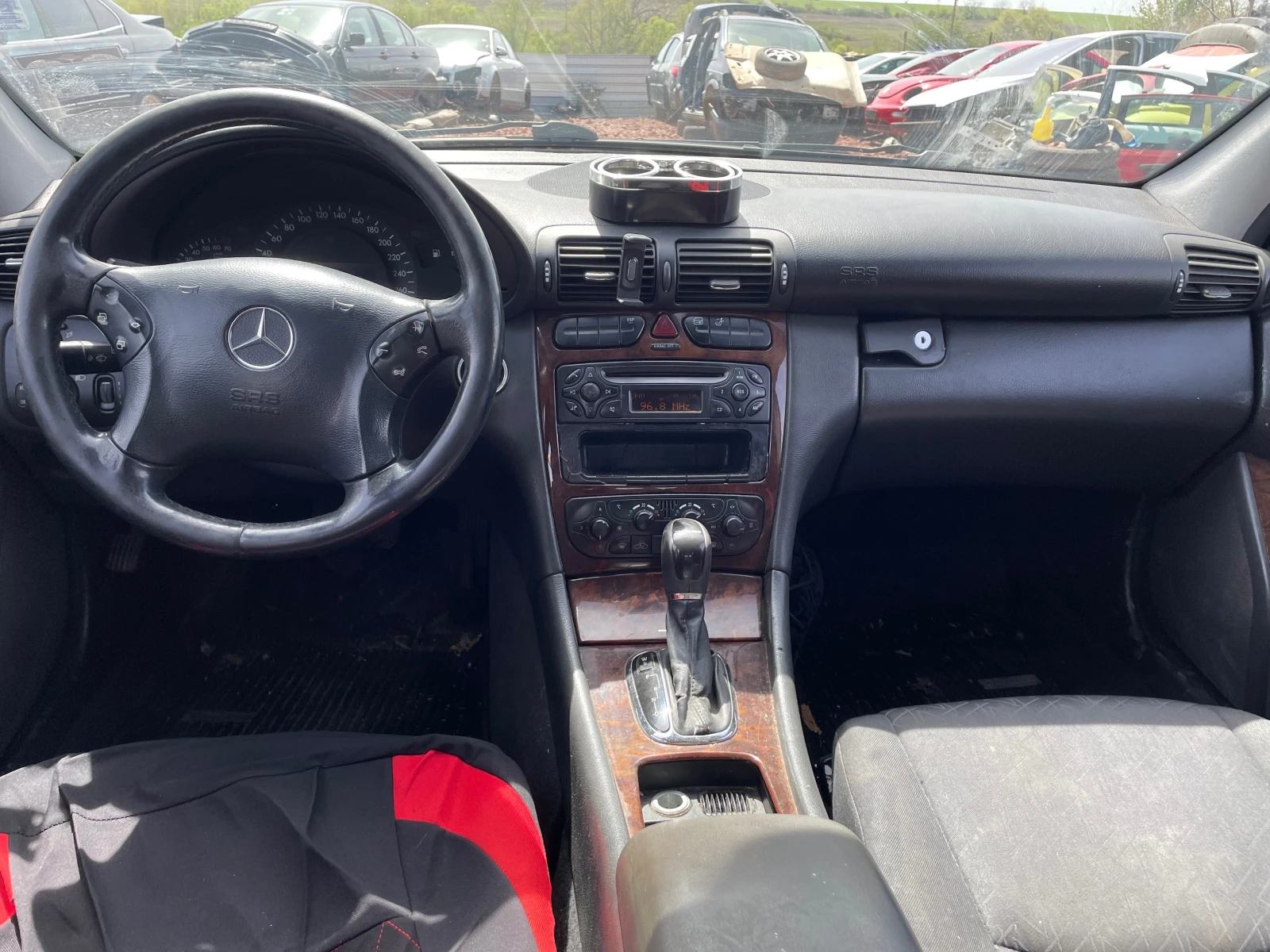 Mercedes-Benz C 200 2.0 бензин автомат - изображение 6
