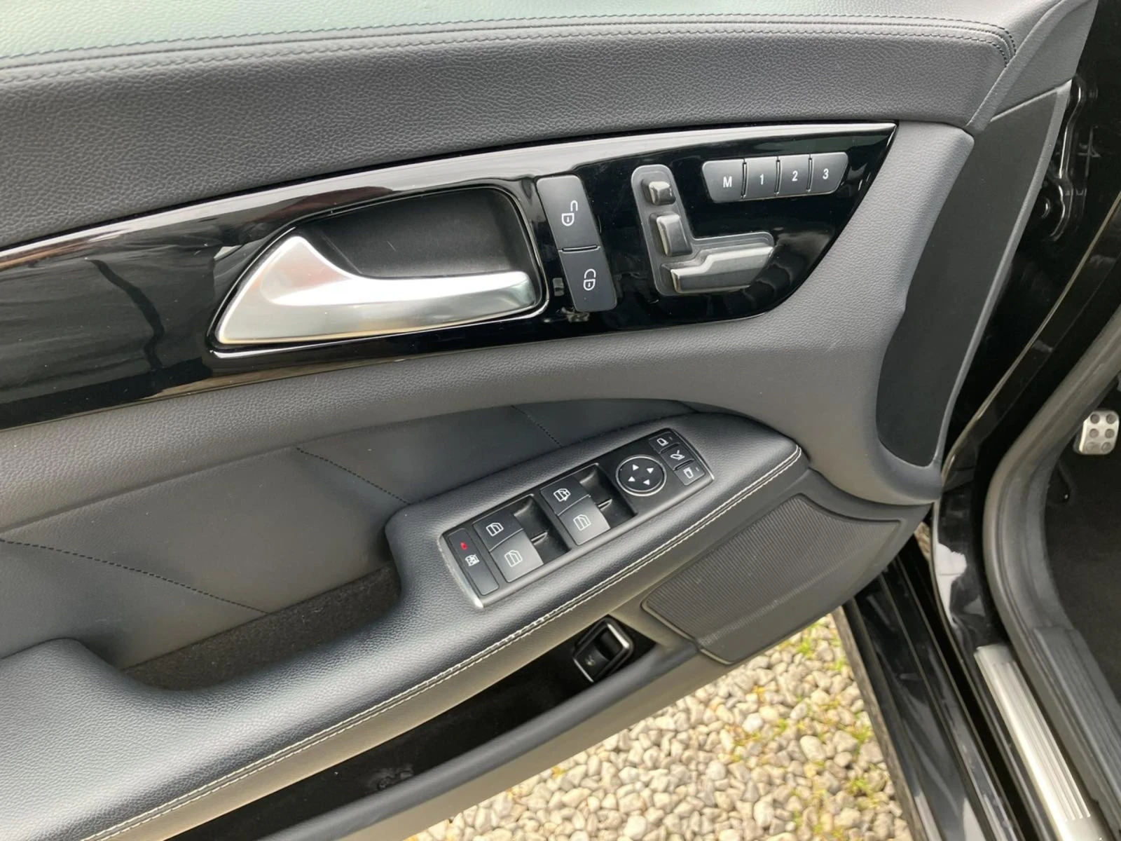 Mercedes-Benz CLS 500 | Mobile.bg — изображение 11