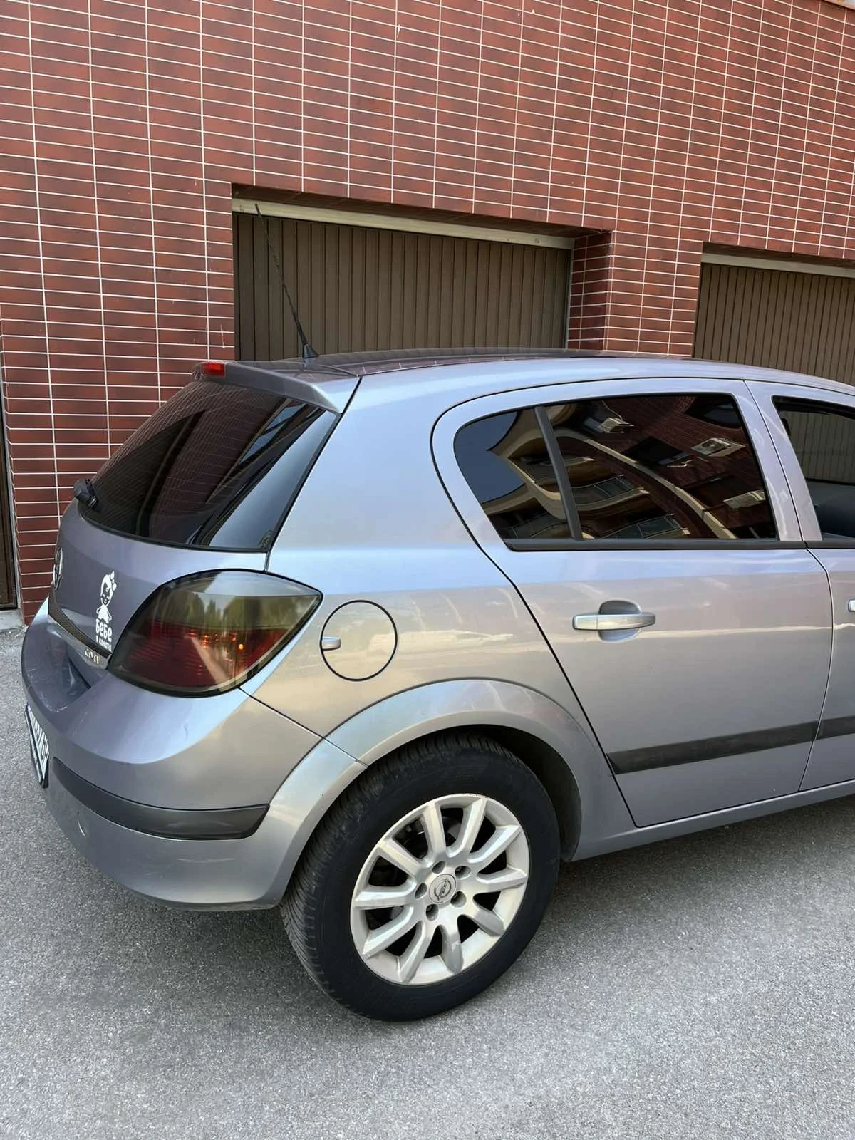 Opel Astra  - изображение 8