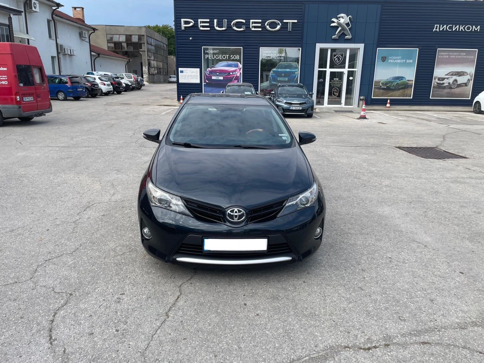 Toyota Auris 1.4 D4D 90 k.c. - изображение 2