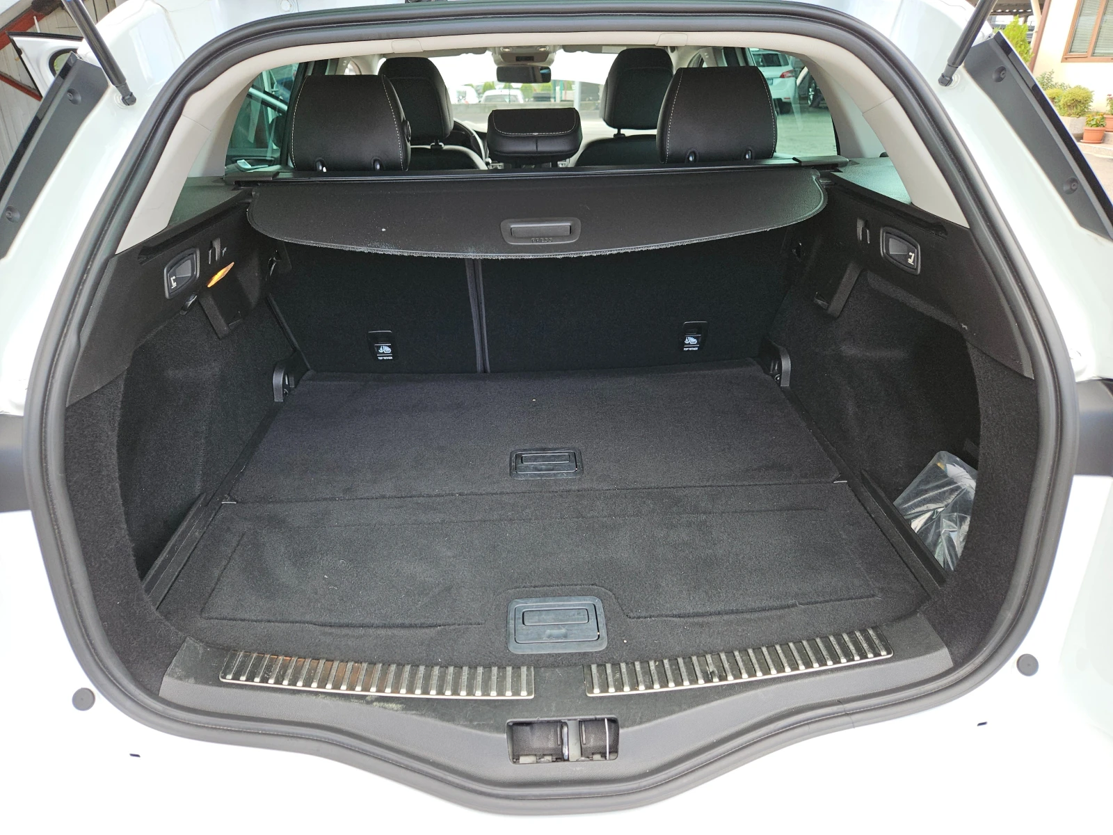 Renault Megane 1.5DCI/Energy/110k.c/6ск/LED/NAVI/БЛУТУТ/EURO6/ТОП - изображение 4