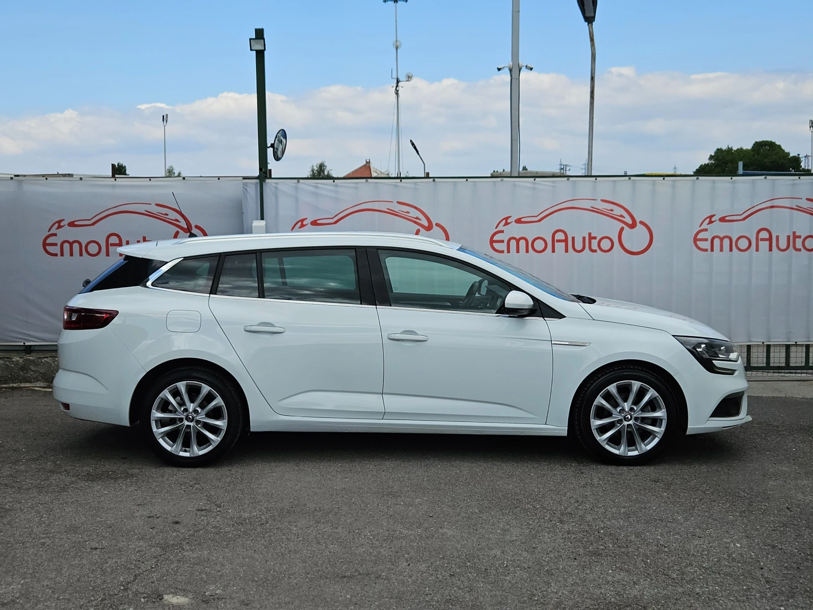 Renault Megane 1.5DCI/Energy/110k.c/6ск/LED/NAVI/БЛУТУТ/EURO6/ТОП - изображение 2