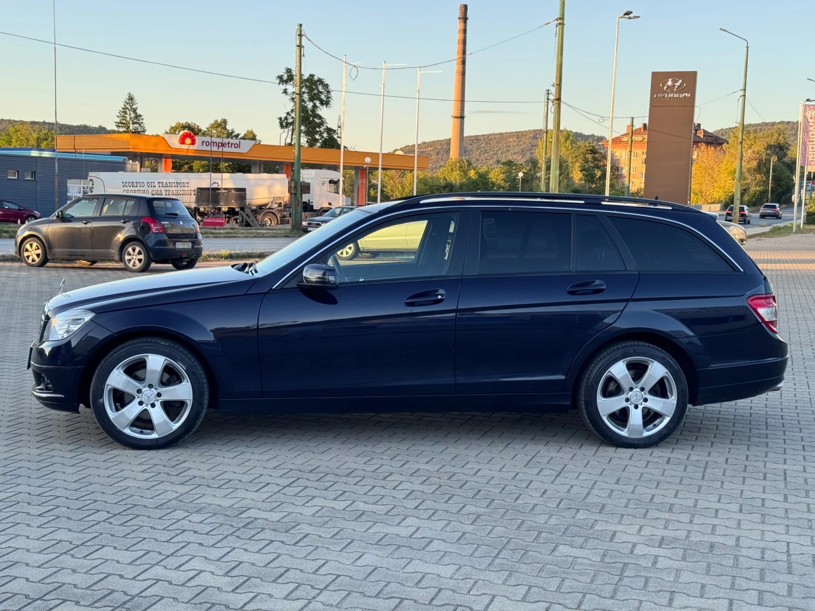 Mercedes-Benz 230 2.5/V6 - изображение 8
