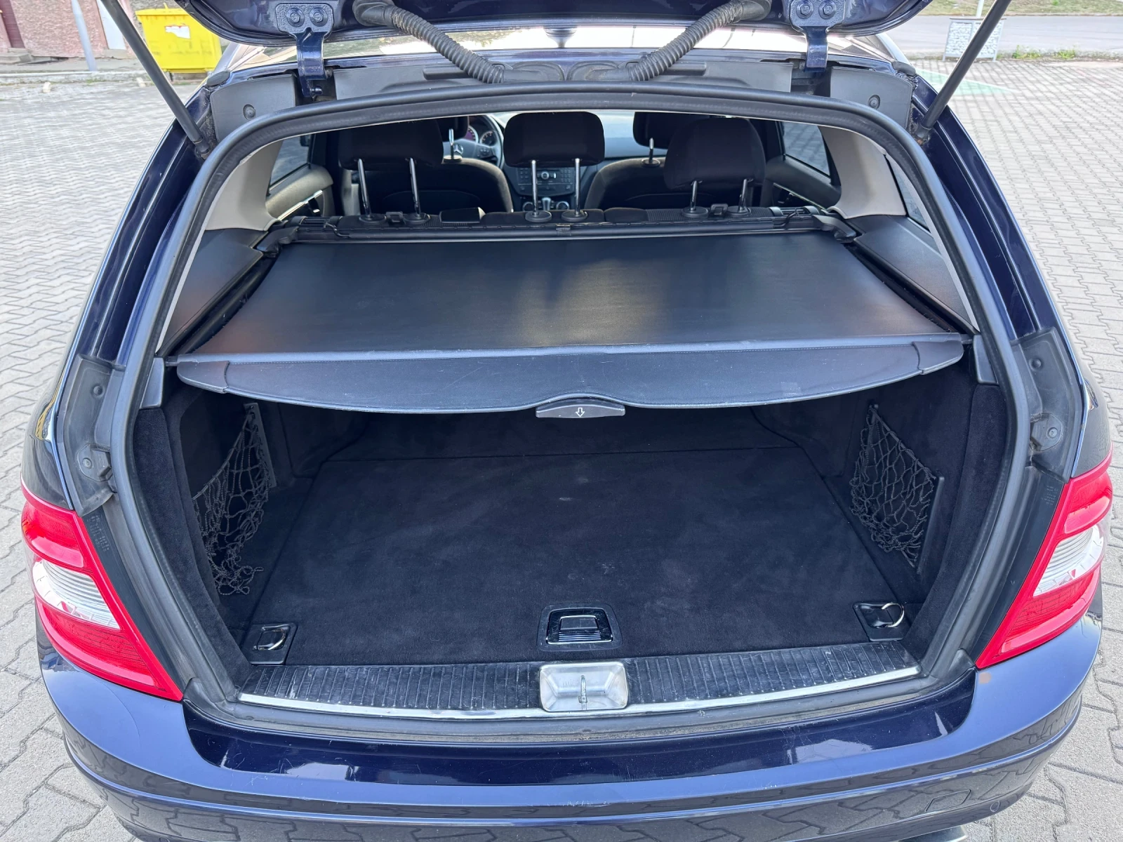 Mercedes-Benz 230 2.5/V6 | Mobile.bg — изображение 17