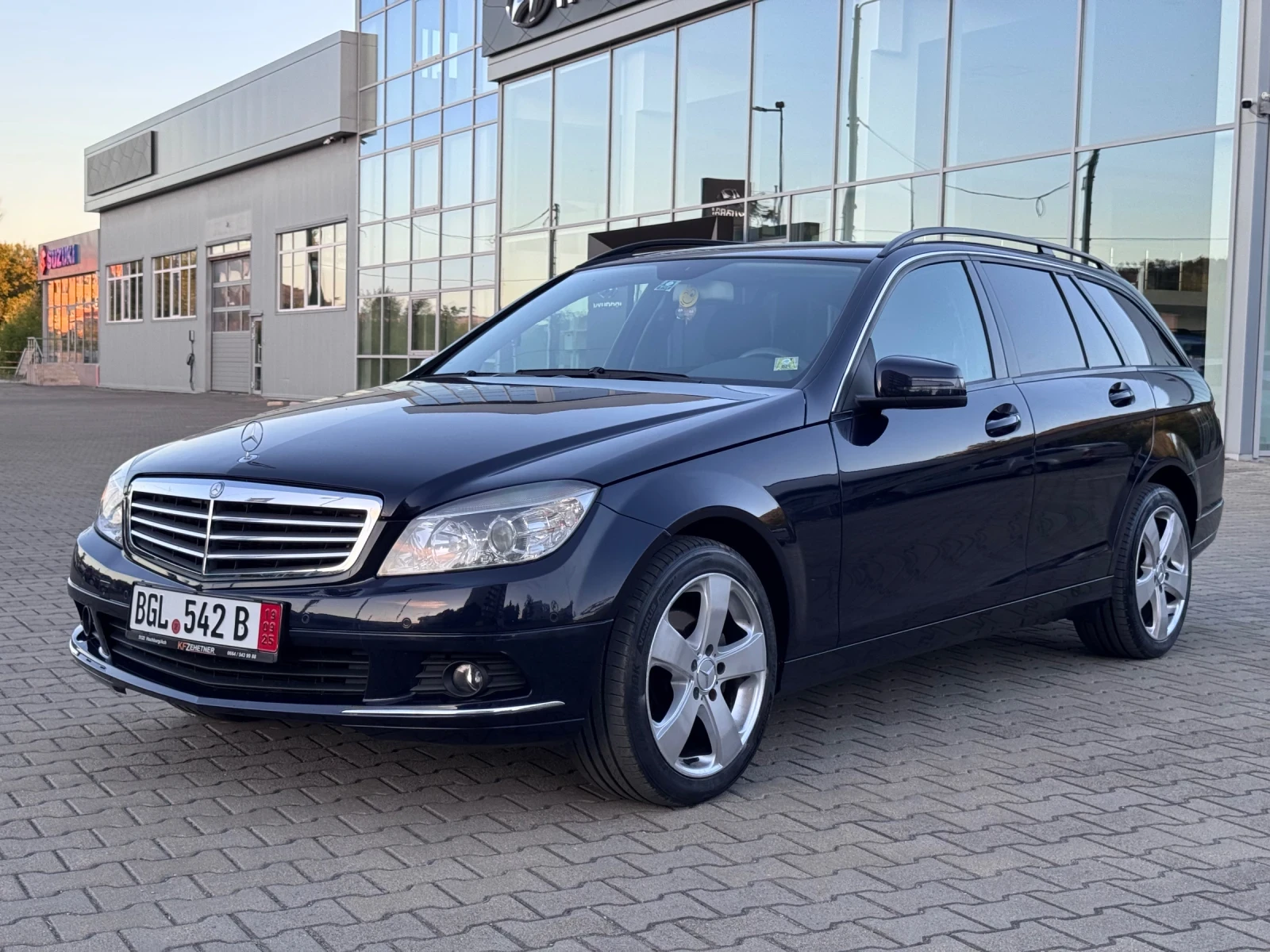 Mercedes-Benz 230 2.5/V6 | Mobile.bg — изображение 1